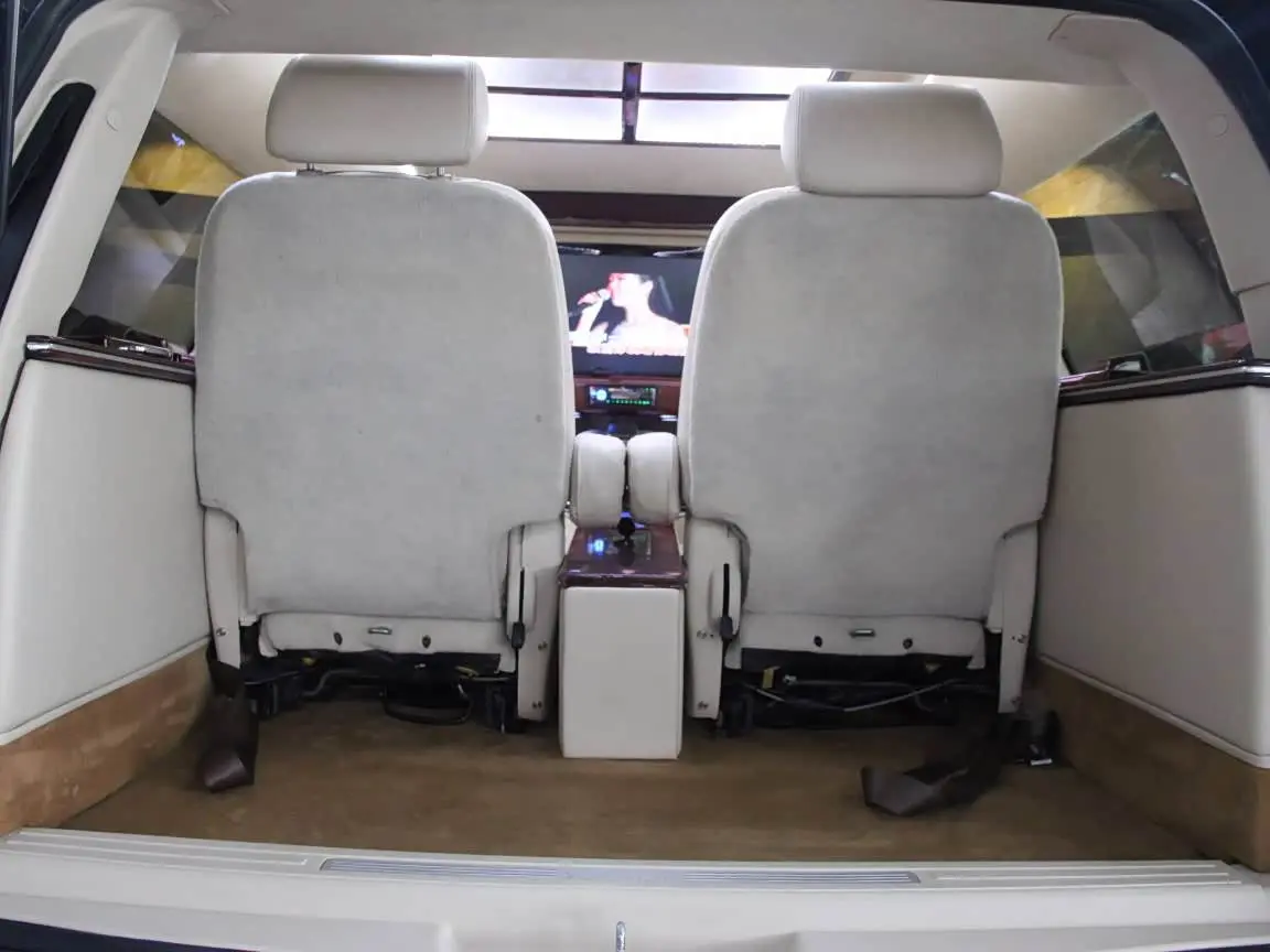 Cadillac Escalade 2010 — Photo 14/16