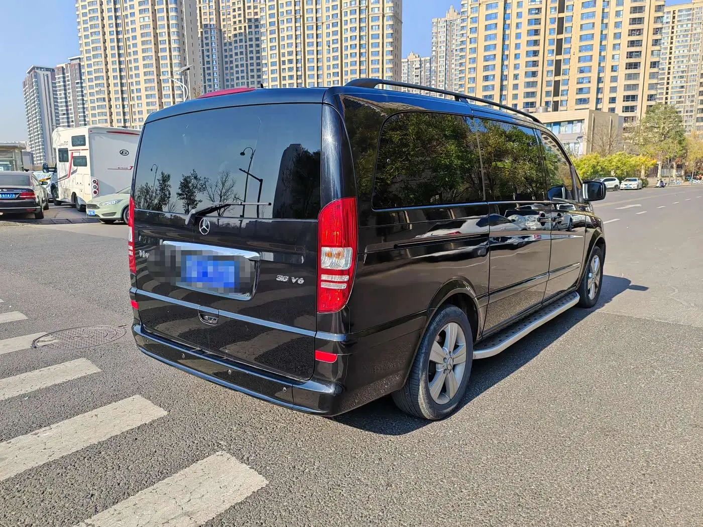 Mercedes-Benz Viano 2013 — Photo 5/20
