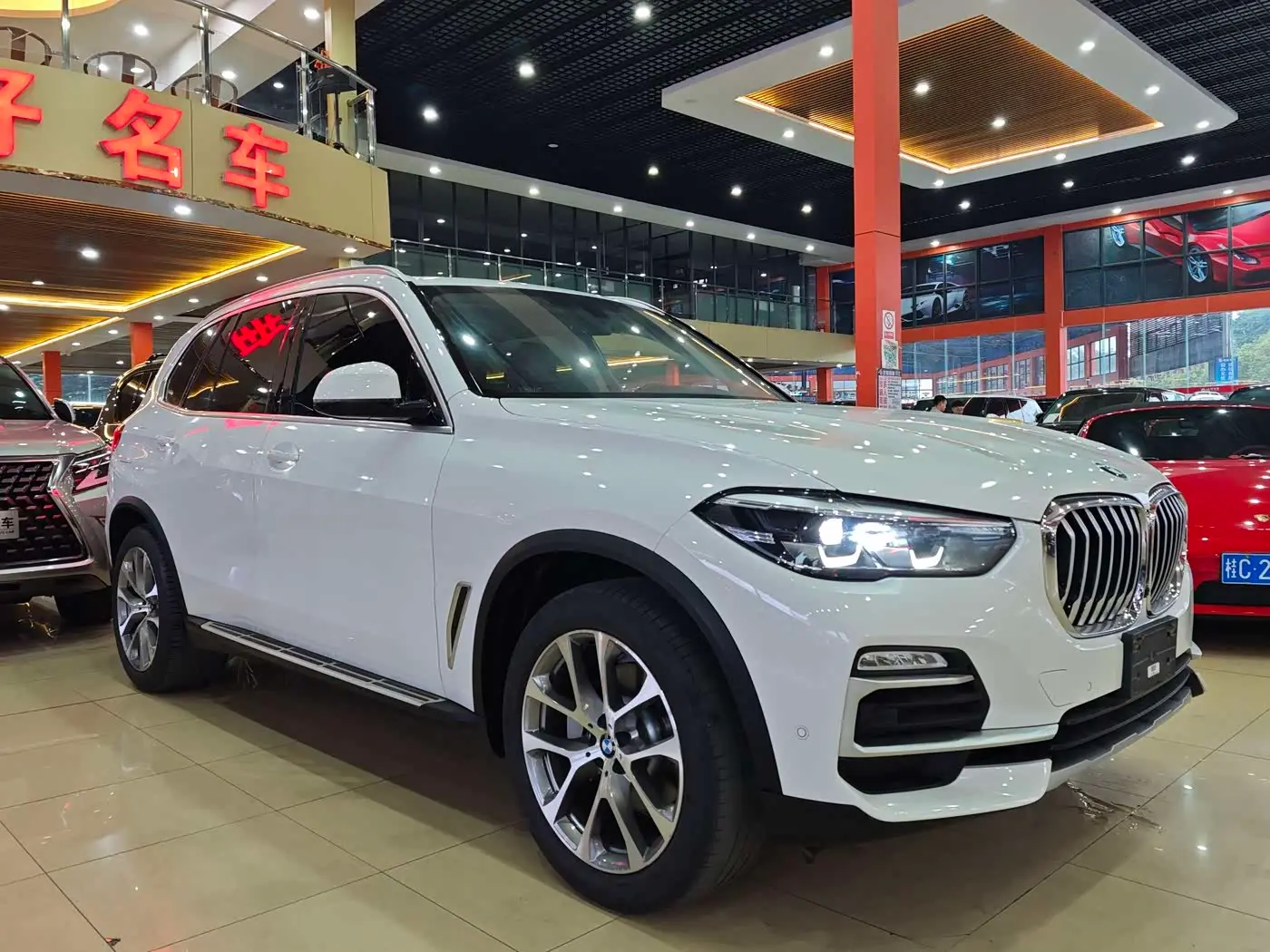 BMW X5 2020 — Photo 3/14