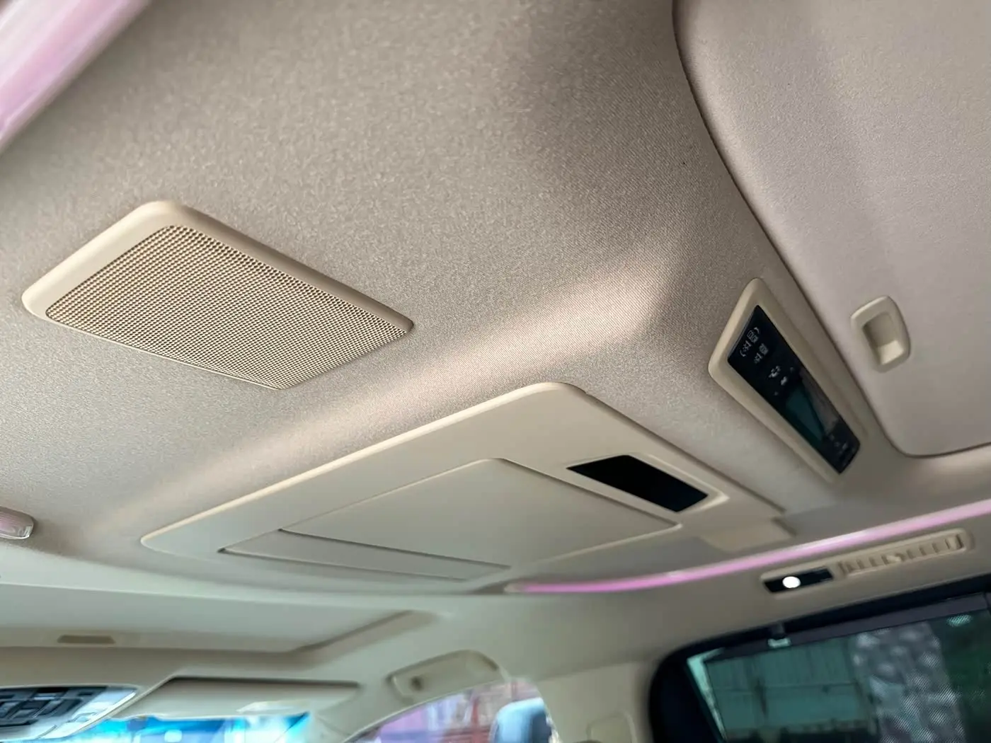 Toyota Alphard 2021 — Фото 14/20