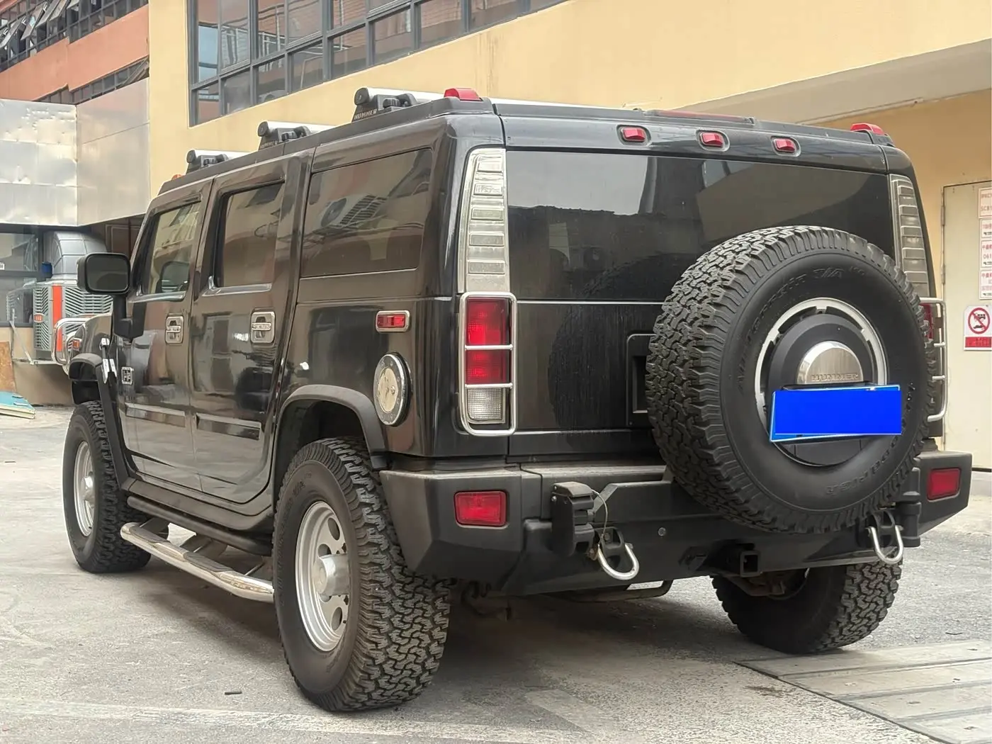 Hummer H2 2008 — ფოტო 6/15