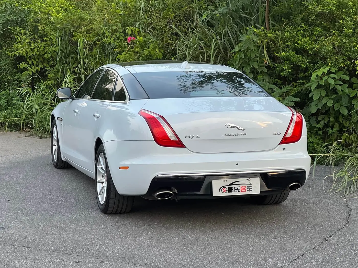 Jaguar XJ 2016 — Şəkil 6/20