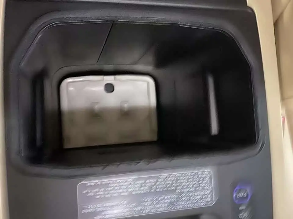 Lexus LX 2010 — Photo 20/20