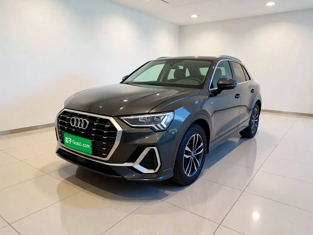 Audi Q3 2021 — Şəkil 1/20