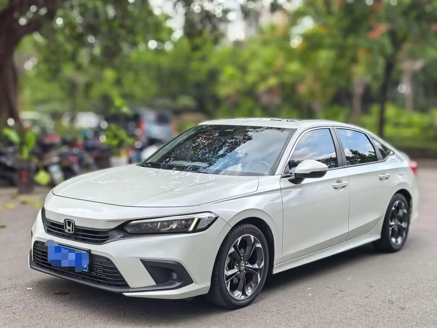 Honda Civic 2023 — Photo 1/9