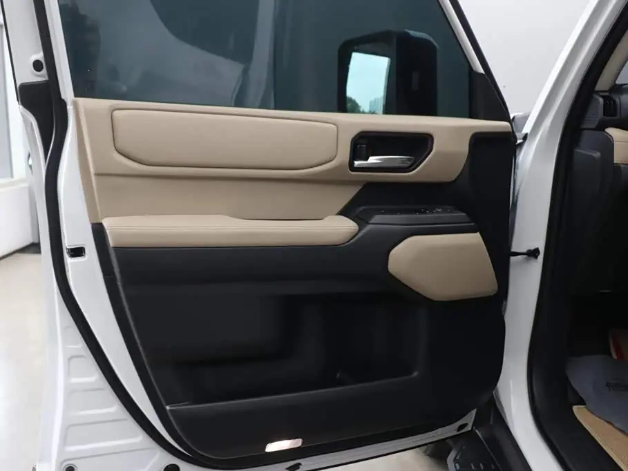 Toyota Prado 2024 — Photo 10/20