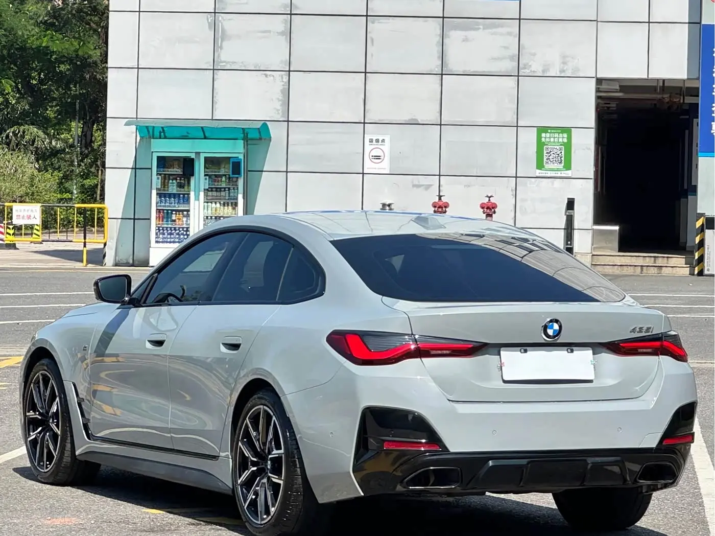 BMW 4 Series 2023 — Фото 20/20