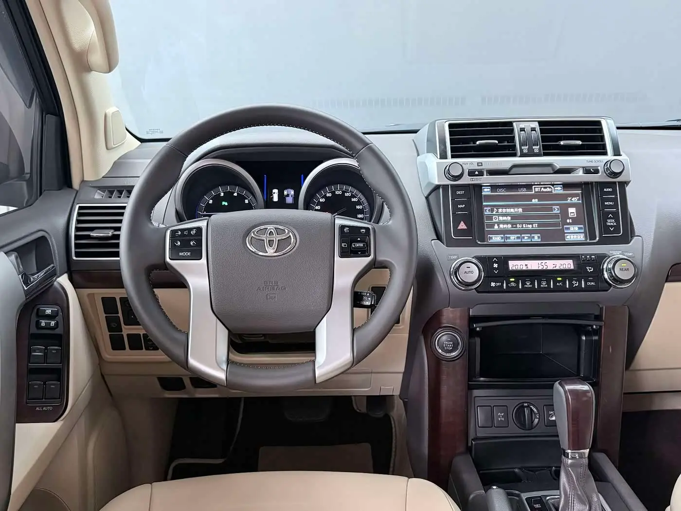 Toyota Prado 2016 — Photo 12/20