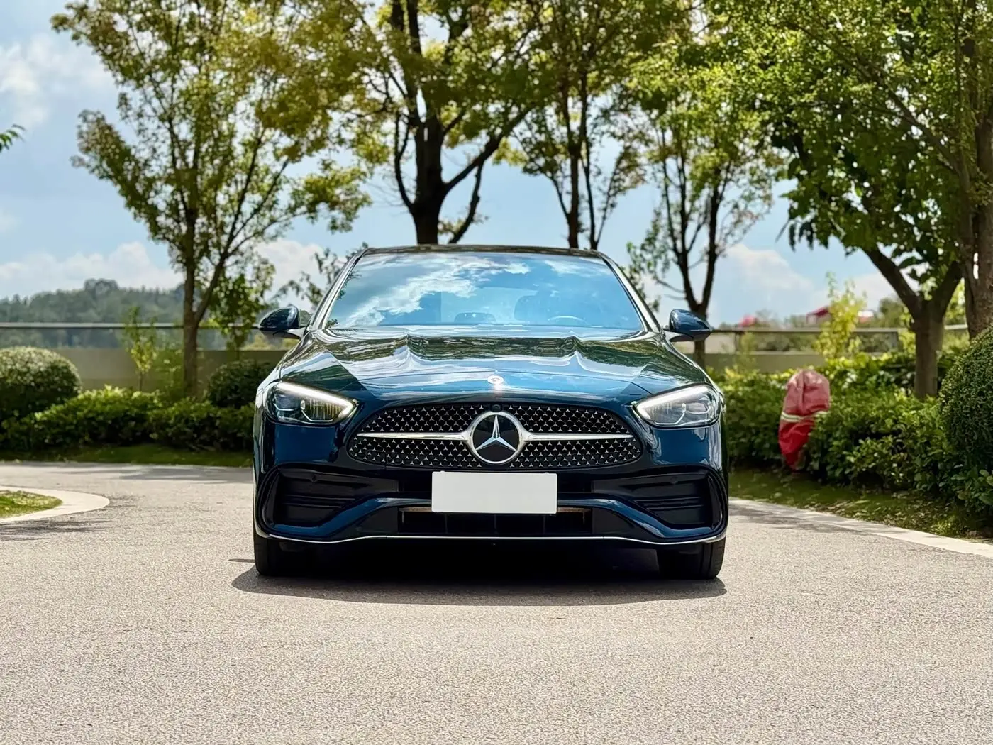 Mercedes-Benz C-Class 2024 — Photo 2/20
