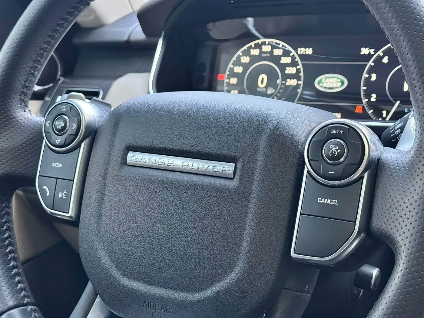 Land Rover Range Rover Sport 2017 — Фото 8/20