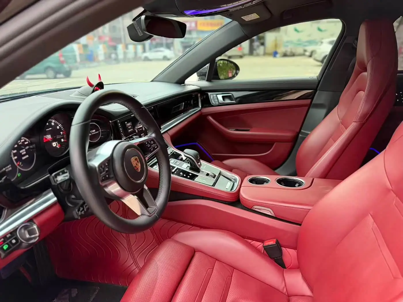 Porsche Panamera 2018 — Photo 4/9