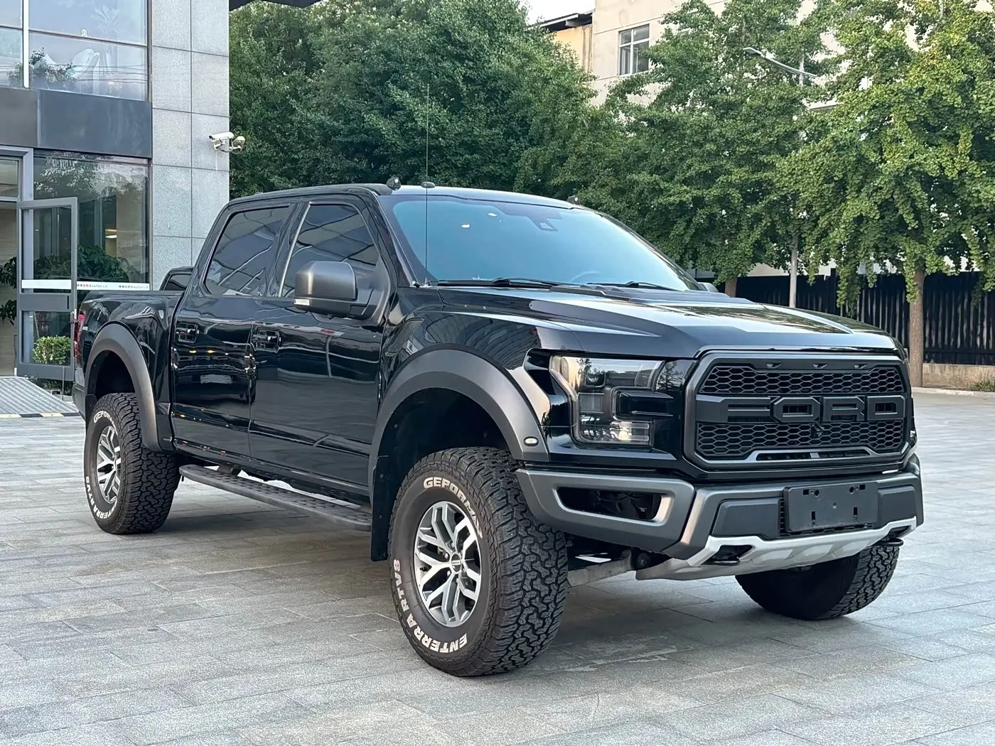 Ford F-150 Raptor 2017 — Şəkil 3/9