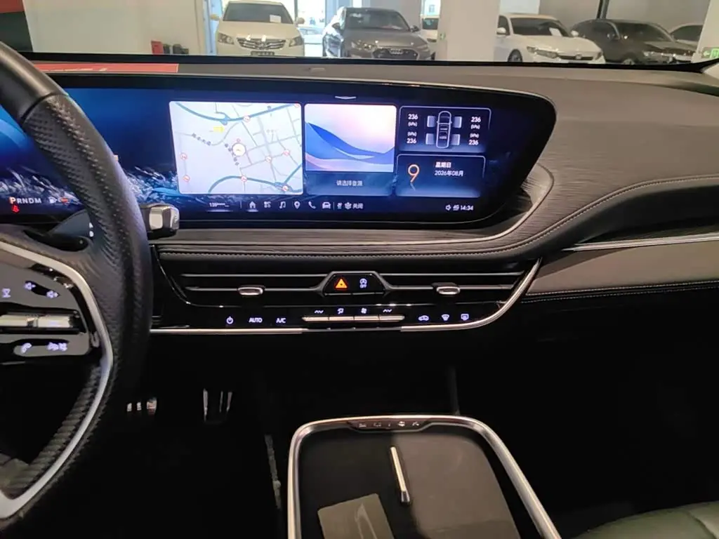 Buick LaCrosse 2024 — Фото 13/20