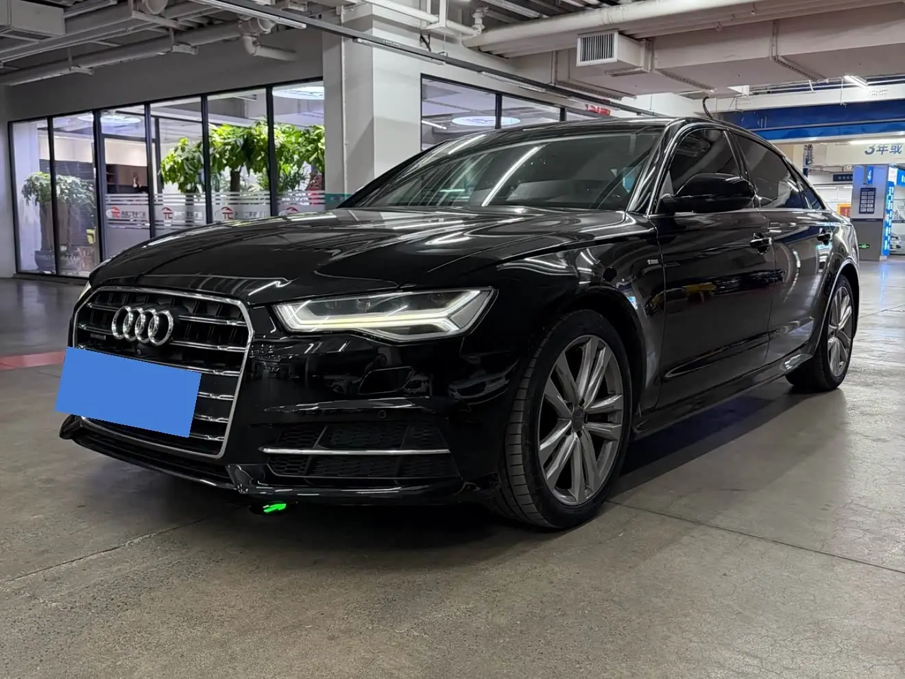 Audi A6L 2017 — Photo 1/16