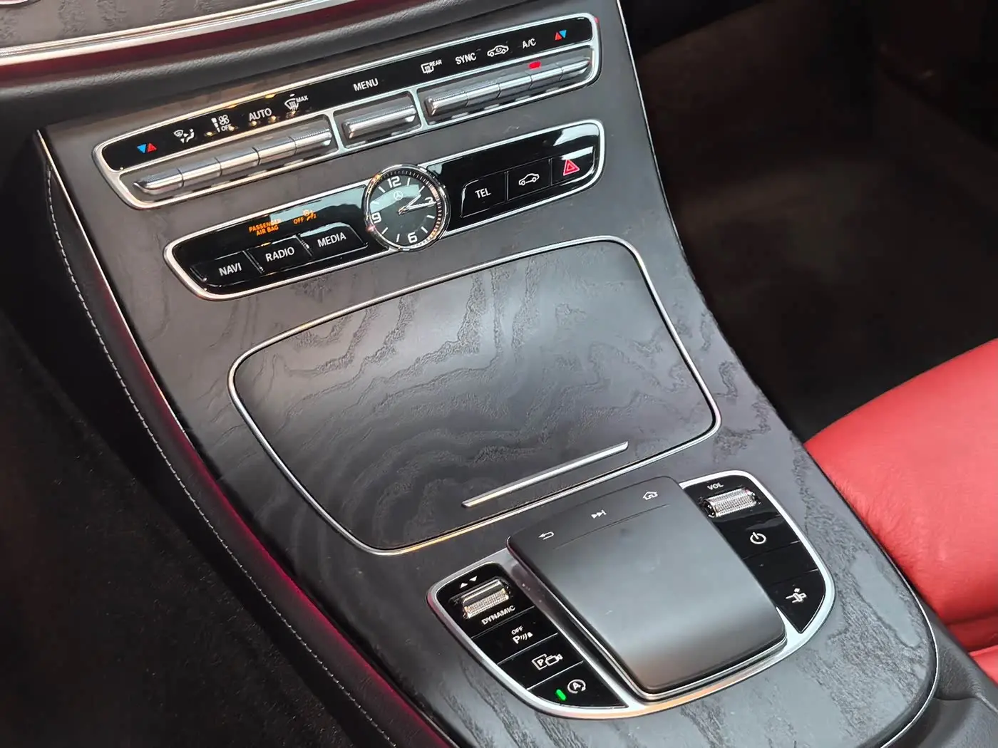 Mercedes-Benz E-Class 2019 — Фото 9/19