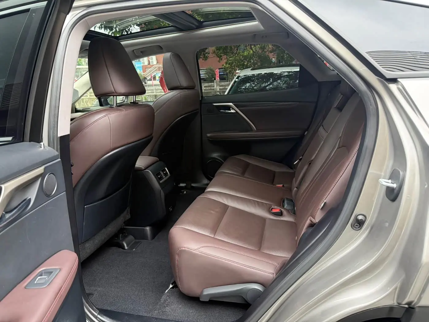 Lexus RX 2021 — ფოტო 9/20