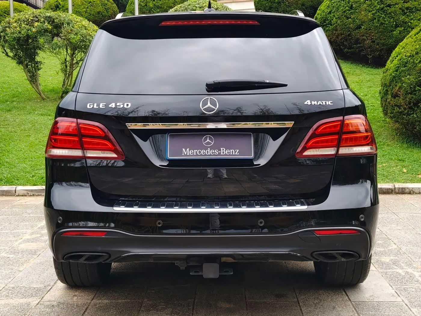 Mercedes-Benz GLE 2016 — Фото 6/20