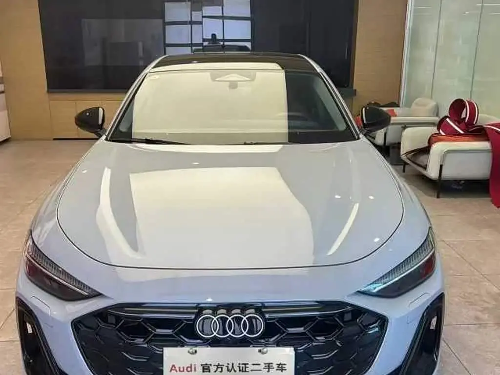 Audi A5L 2025 — Şəkil 1/4