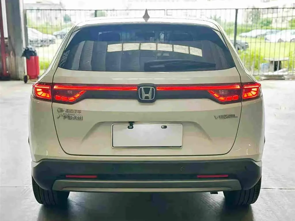Honda Vezel 2024 — Şəkil 9/11