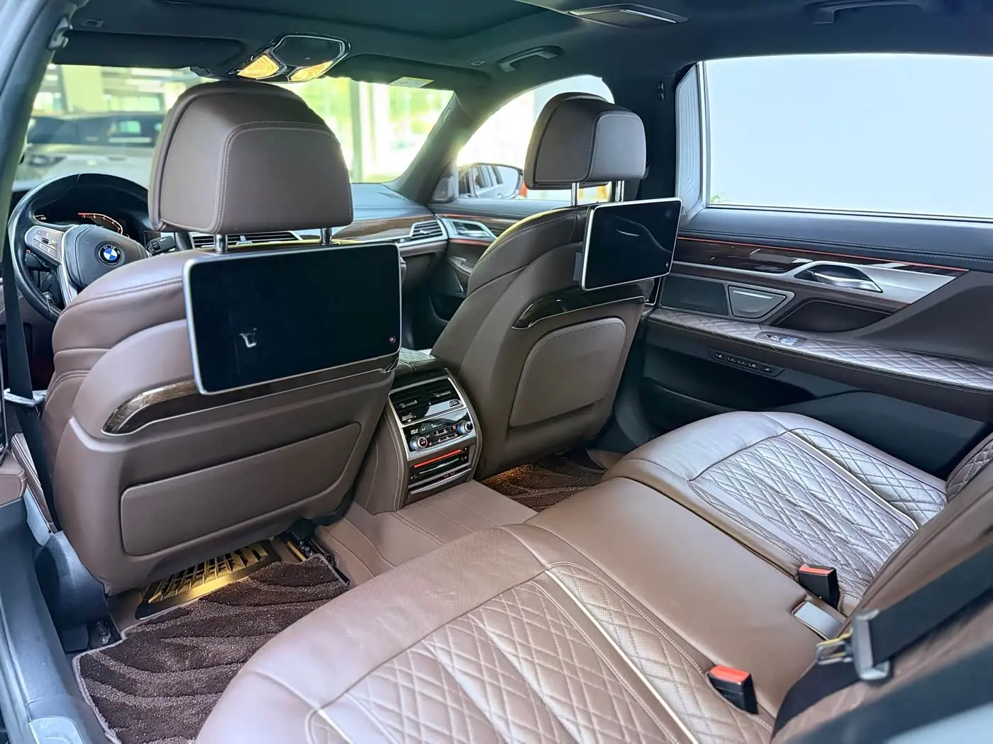 BMW 7 Series 2021 — Şəkil 15/20