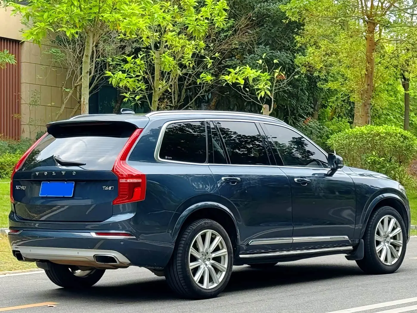 Volvo XC90 2018 — Фото 6/13