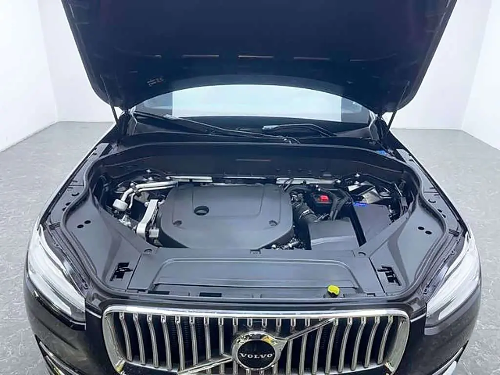 Volvo XC90 2022 — Şəkil 6/15