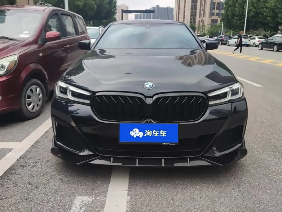 BMW 5 Series 2021 — Photo 2/16