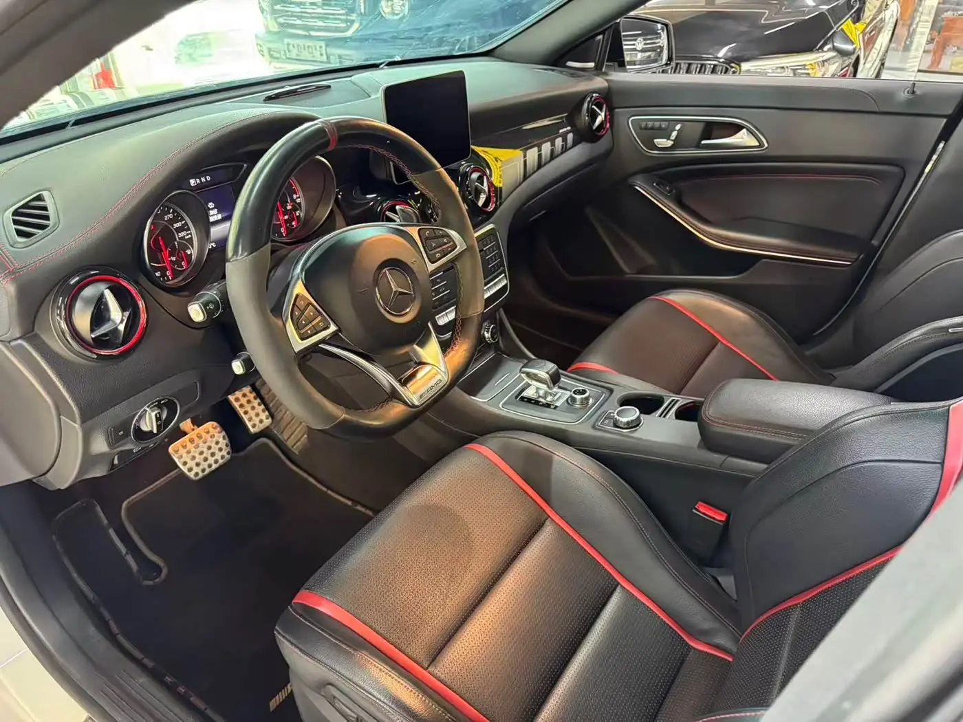 Mercedes-Benz CLA AMG 2019 — Photo 7/9