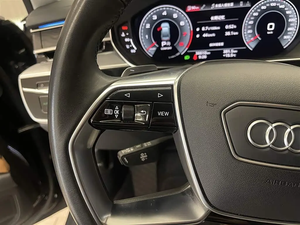 Audi A8 2023 — Photo 20/20