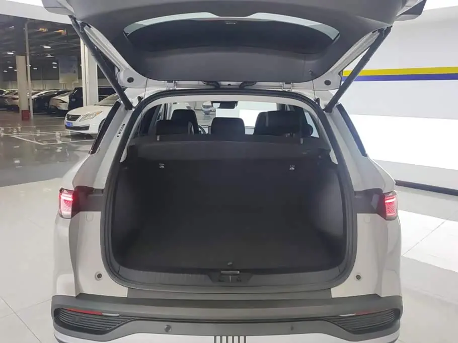 BYD Seal 05 DM-i 2026 — Photo 4/16