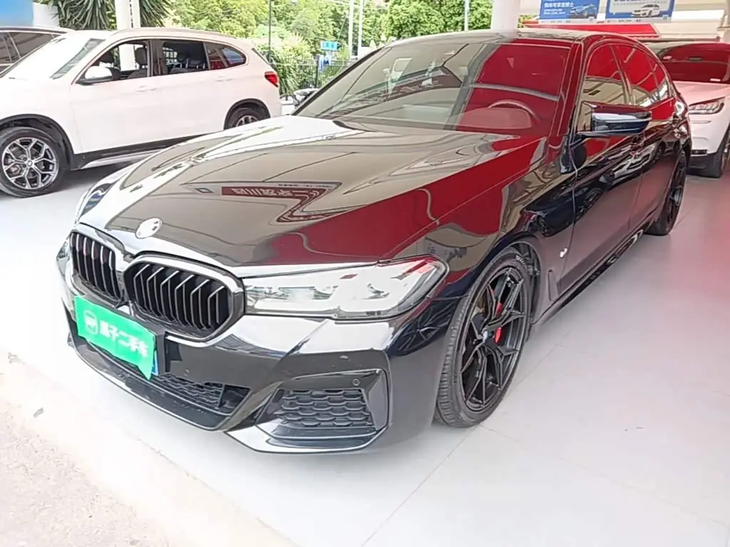 BMW 5 Series, 2021