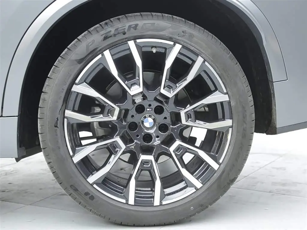 BMW X5 2024 — Photo 17/17