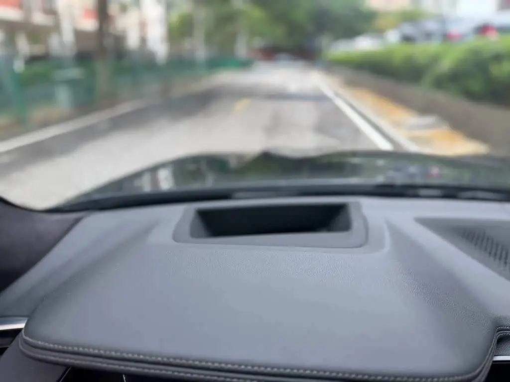 BMW X5 2023 — Photo 9/17