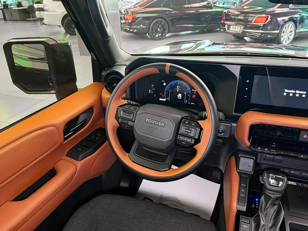 Toyota Prado 2025 — ფოტო 7/11