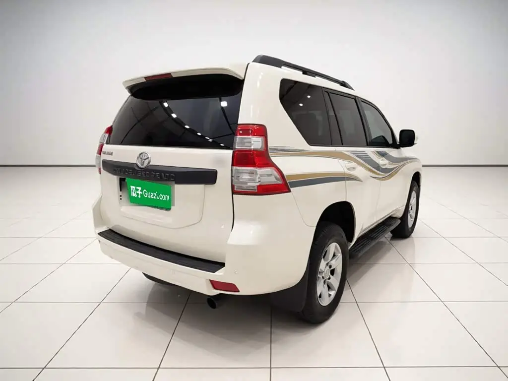 Toyota Prado 2017 — ფოტო 6/20