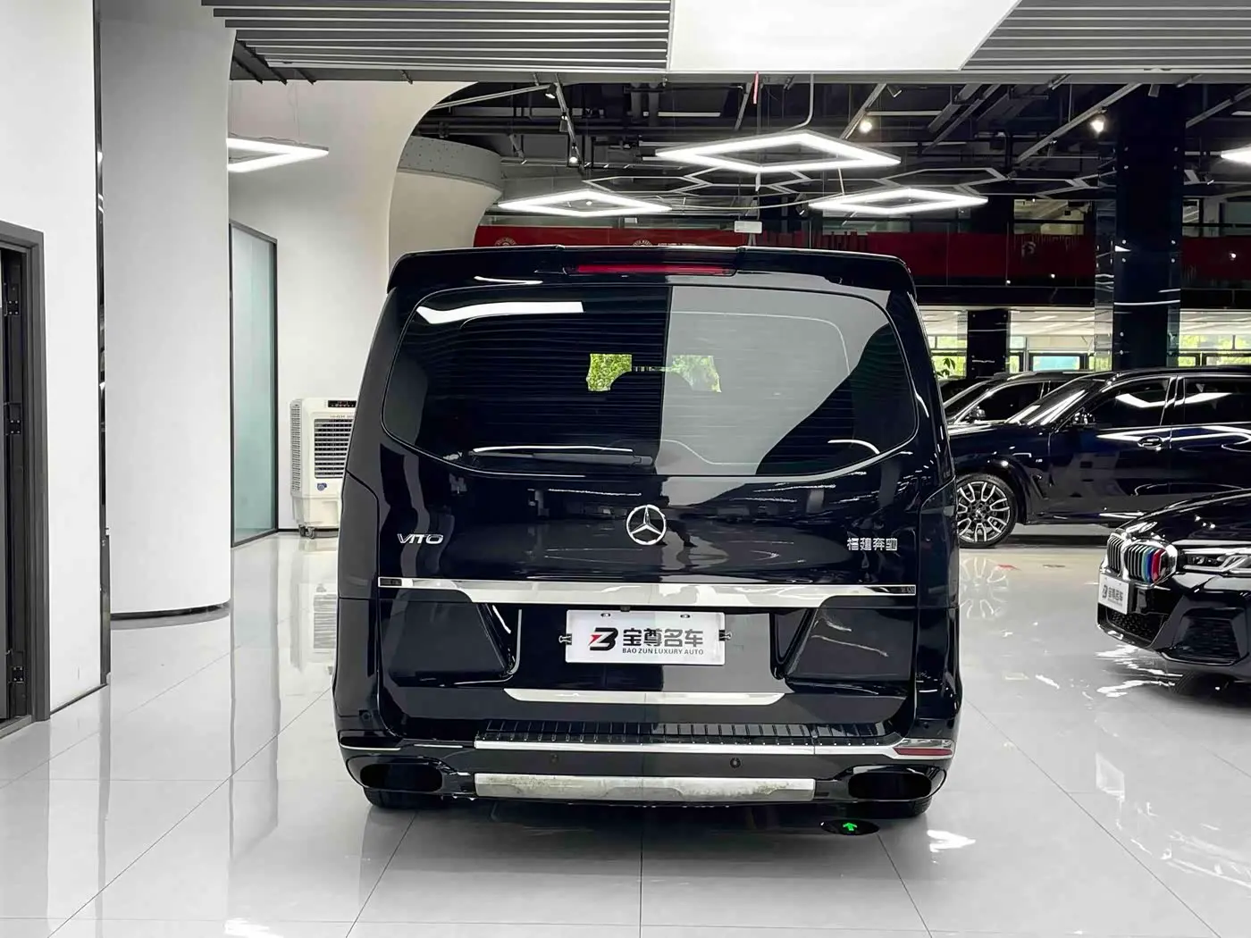 Mercedes-Benz Vito 2023 — Photo 11/20