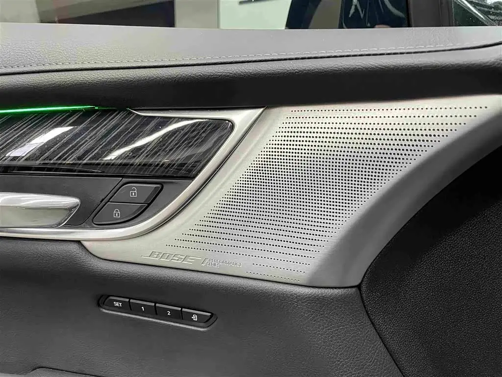 Cadillac XT6 2023 — Şəkil 13/20