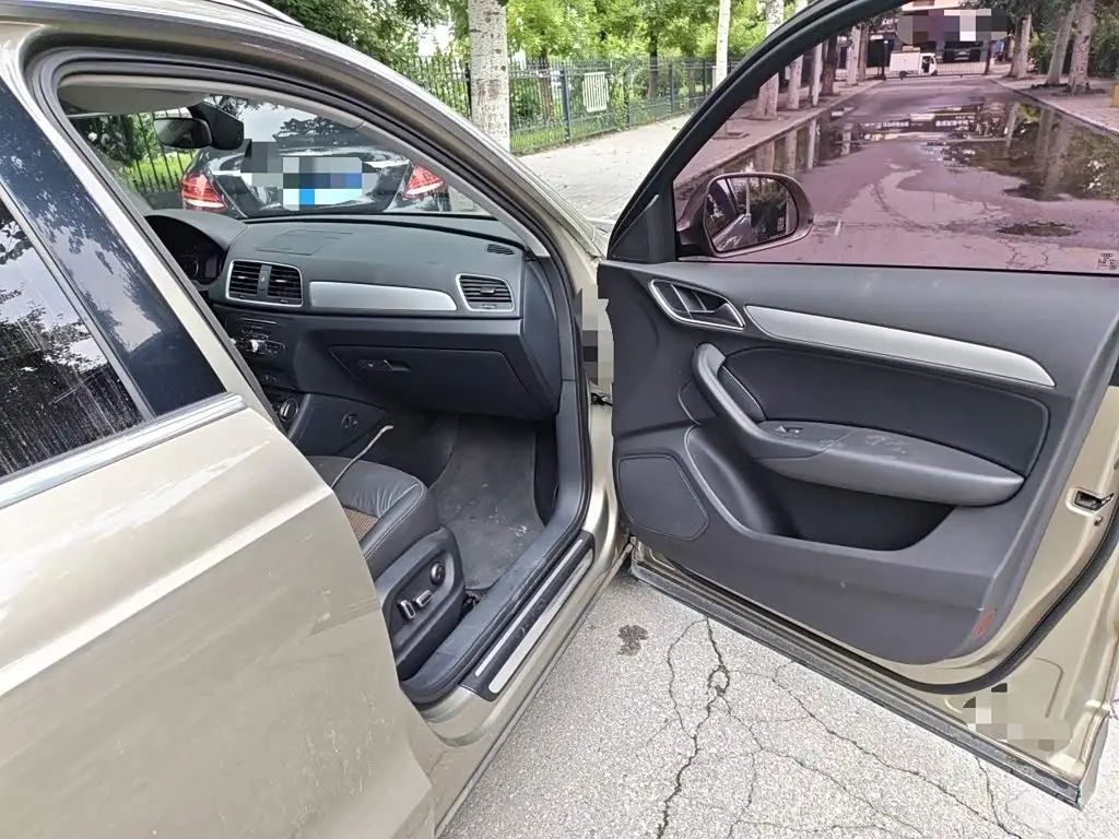 Audi Q3 2018 — Şəkil 20/20