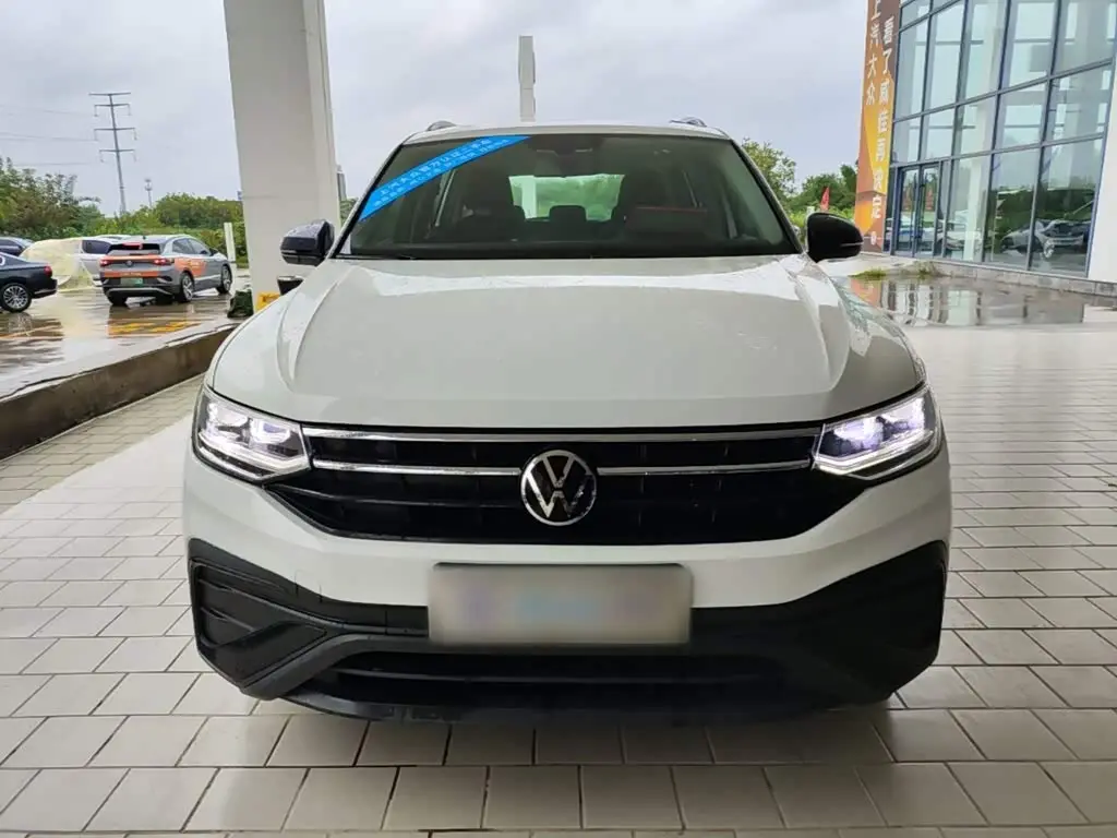 Volkswagen Tiguan L 2024 — Şəkil 3/20
