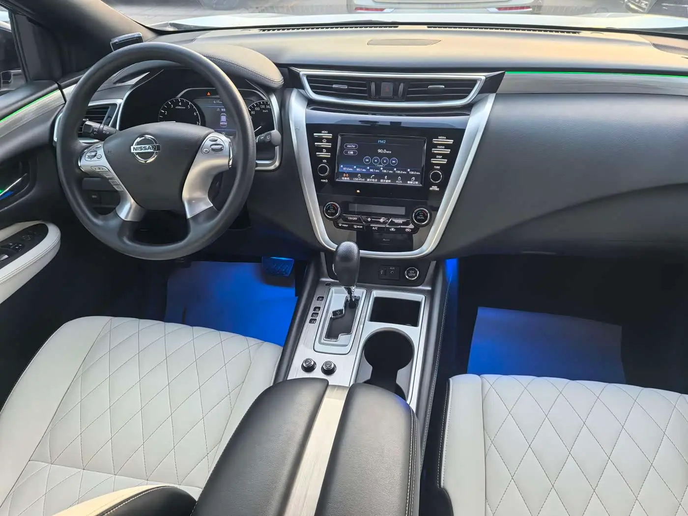 Nissan Murano 2023 — ფოტო 9/13