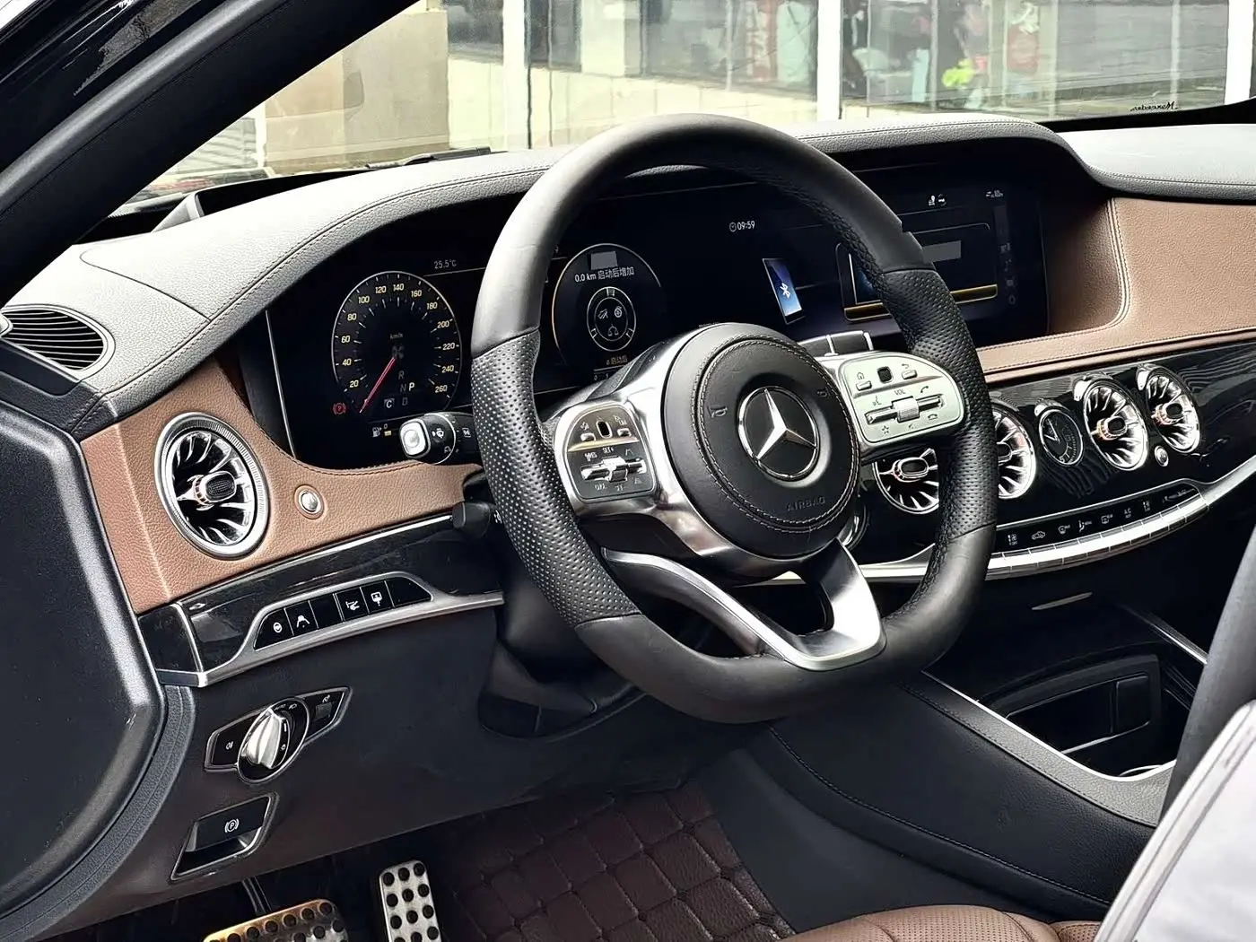 Mercedes-Benz S-Class 2019 — Photo 4/8