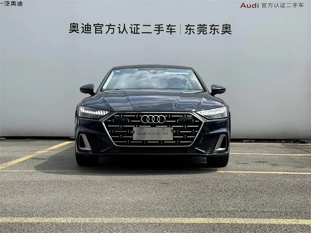 Audi A7L 2023 — Şəkil 2/11