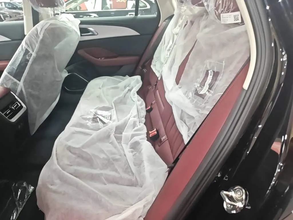 Hongqi H5 PHEV 2026 — Şəkil 17/20