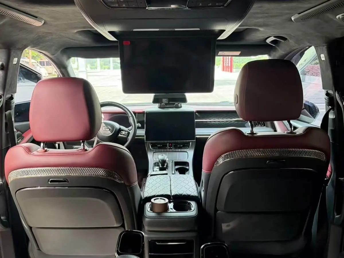 GAC Trumpchi Trumpchi M8 2023 — Şəkil 6/17