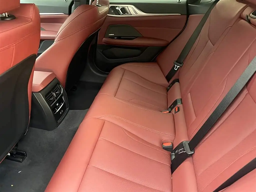 BMW 4 Series 2024 — Photo 9/18