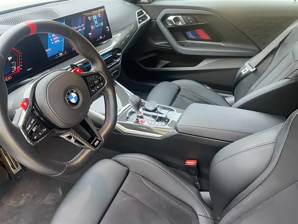 BMW M2 2025 — Photo 8/17