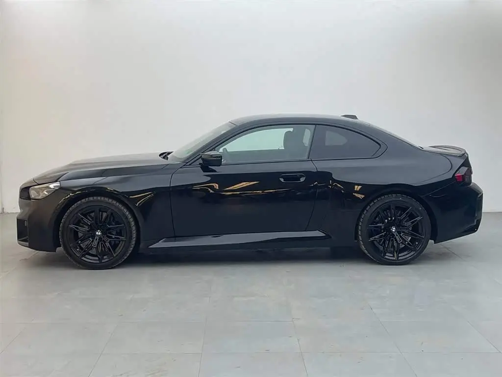 BMW M2 2025 — Photo 3/17