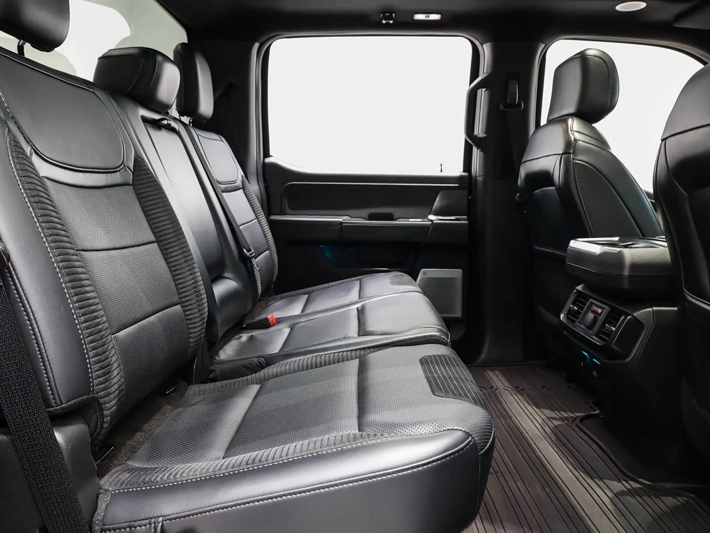 Ford F-150 Raptor 2024 — Photo 11/20