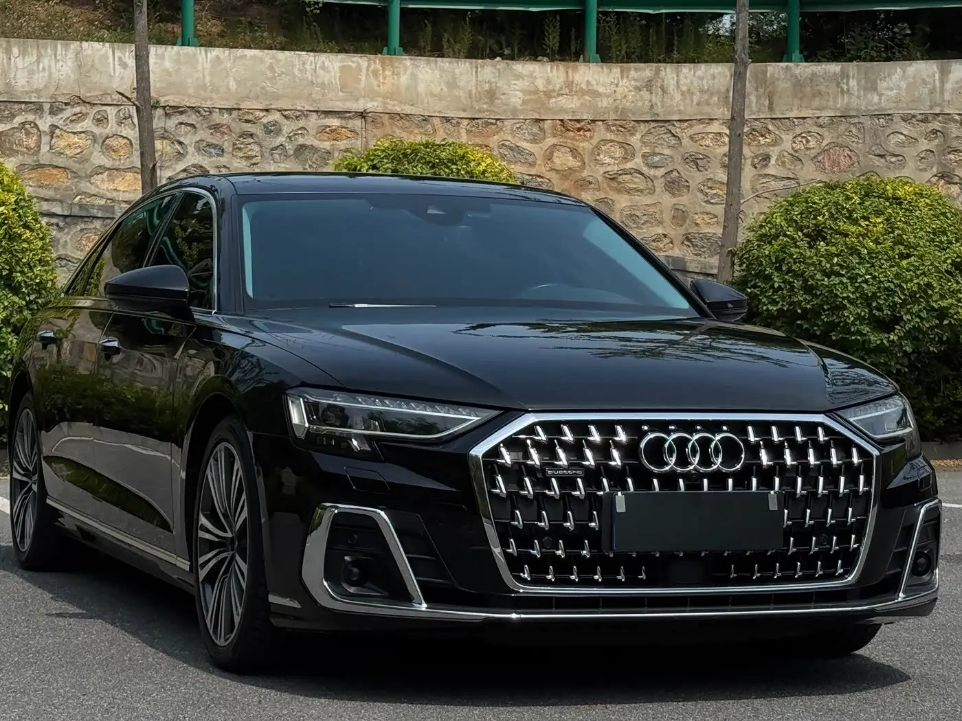 Audi A8 2023 — Photo 3/19