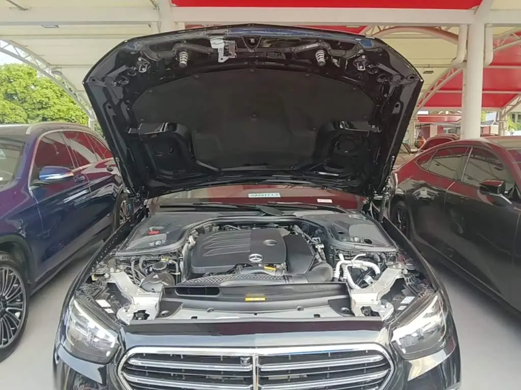 Mercedes-Benz E-Class 2023 — Şəkil 20/20